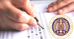 AÖF Kayıt Yenileme Süresi Uzatıldı! 2026 Bahar Dönemi İçin Yeni Ücretler ve Ekran Açık!